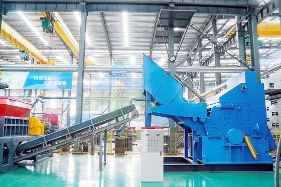 55 kW de puissance déchiqueteur hydraulique pour la ferraille d'aluminium Haute capacité et efficacité