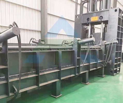 Machine de découpe de fer à cisaillement à grille de métaux lourds avec une puissance de 76 kW et une force de cisaillement de 400 T