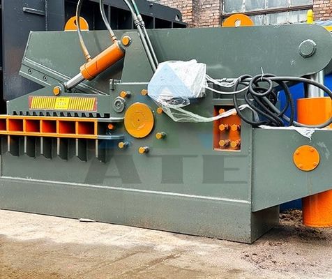 Machine de cisaillement de matériaux en alliage pour ferraille automatique, ciseaux de fer, réservoir d'extincteur