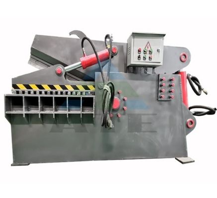 Machine de cisaillement de matériaux en alliage pour ferraille automatique, ciseaux de fer, réservoir d'extincteur