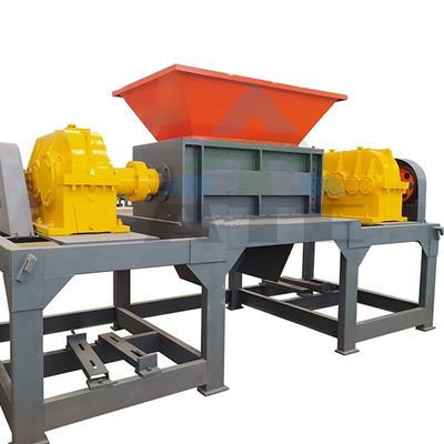 3500 kg Poids Pulvérisateur de caoutchouc universel pour déchiqueter les pneus de vélo et de voiture
