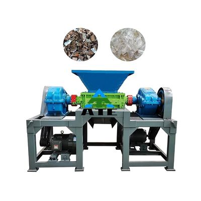 Machines de recyclage de pneus en caoutchouc usagés à double arbre pour le produit final