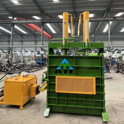 Longue durée de vie de l'emballage hydraulique vertical automatique pour bouteilles et canettes en plastique