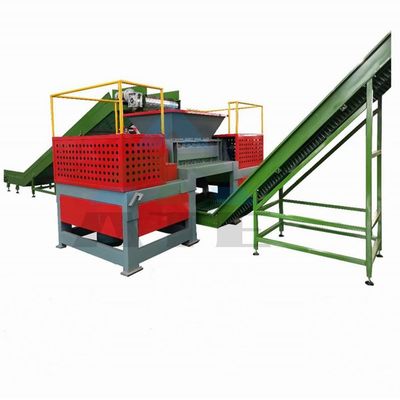 Machines de traitement des déchets industriels de bois, de métaux, de plastique et de déchets