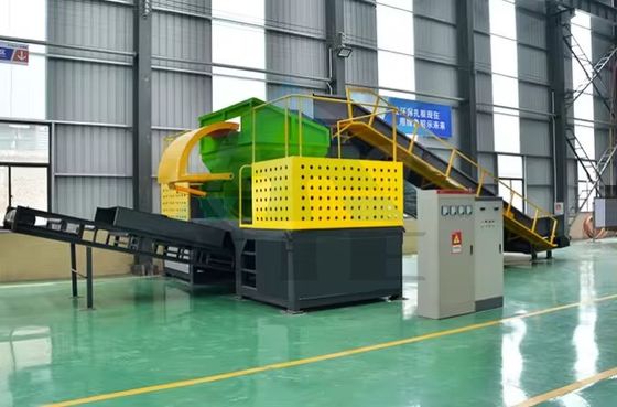 Machine à déchiqueter en plastique pour le broyage des déchets personnalisables de palettes et cartons