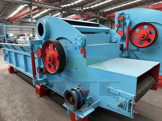 Pipeline automatique de broyeur pour broyer efficacement les bûches de bois et fabriquer de la sawdust