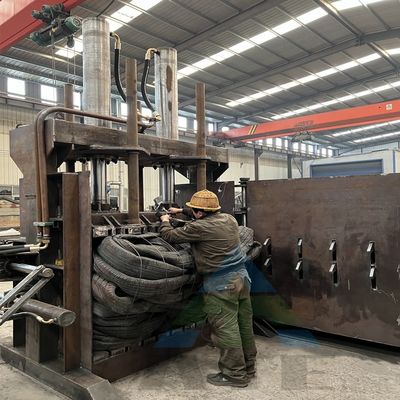 Presses hydrauliques verticales pour les déchets de bouteilles en plastique pour animaux de compagnie Les pneus et les déchets de papier