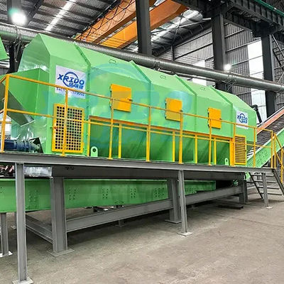 Récolteuse automatique de déchets ménagers