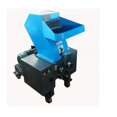 Petite machine de recyclage pour déchets plastiques 5,5 kW puissance broyeur industriel