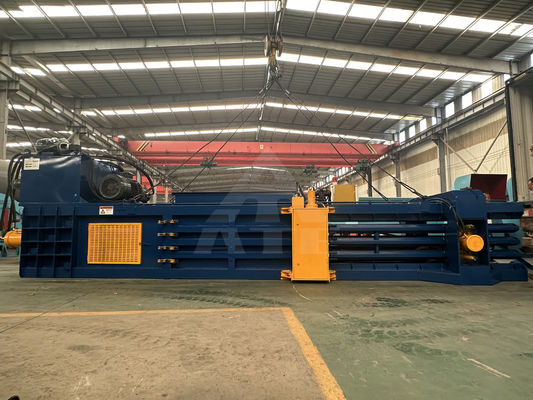 Ballonneuse horizontale à action hydraulique pour cartons et bouteilles en papier plastique