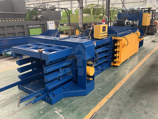Ballonneuse horizontale à action hydraulique pour cartons et bouteilles en papier plastique