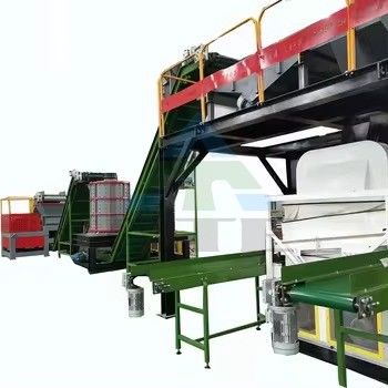 Machine de séparation du cuivre et de l'aluminium pour le recyclage des radiateurs de climatisation avec emballage en bois