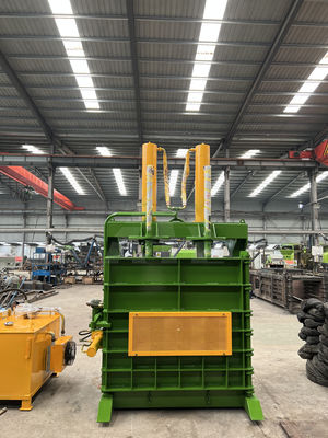 La balise hydraulique verticale à bande en acier plastique est la solution idéale pour le balisage des pneus automobiles