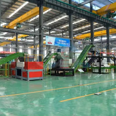 Machine de concassage de déchets métalliques à double arbre à 2200 kg de poids