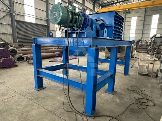 Maintenance sur le terrain Machine de rupture de sacs en plastique pour équipement de tri des ordures domestiques