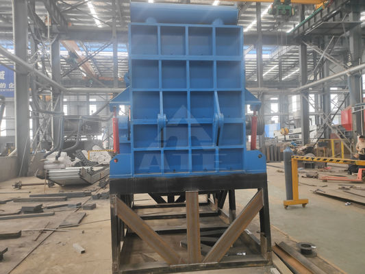 Recyclage de ferraille d'étain cadre en aluminium avec et facile à utiliser machine de concassage de broyeur de métaux