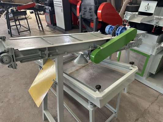 Granulateur de câbles de fil de cuivre en ferraille Stripper de cuivre pour le recyclage des déchets de fil électrique