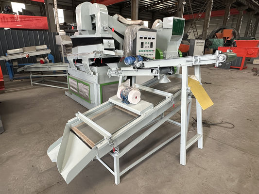Granulateur de câbles de fil de cuivre en ferraille Stripper de cuivre pour le recyclage des déchets de fil électrique