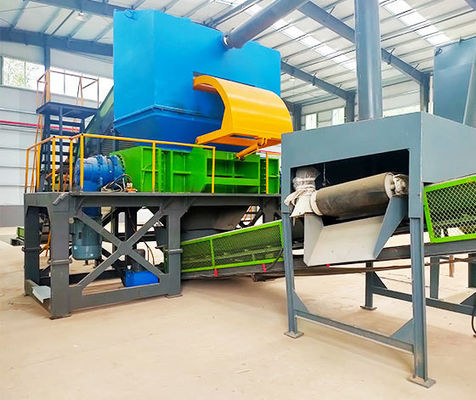 Machine de concassage de métaux pour le concassage des feuilles de ferraille