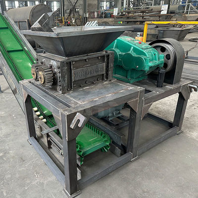 50kW de puissance Single Power plastique film déchiqueteur pour fil d'acier dans 200-2200mm Taille d'entrée