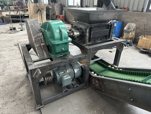 Déchiqueteuse à puissance unique de 50 kW pour les besoins de désintégration du papier plastique et des déchets métalliques