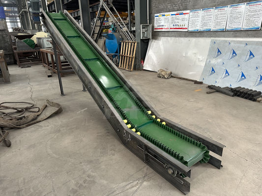 Déchiqueteuse à puissance unique de 50 kW pour les besoins de désintégration du papier plastique et des déchets métalliques