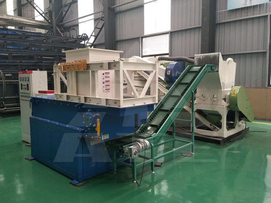 300-500 kg/h Capacité de production Mini déchiqueteuse mono-axe en carton plastique