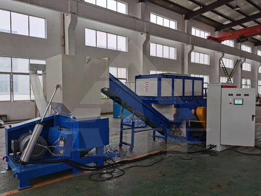 Déchiqueteuse à un seul arbre de 22 kW pour le recyclage du carton et du papier en plastique de grande capacité