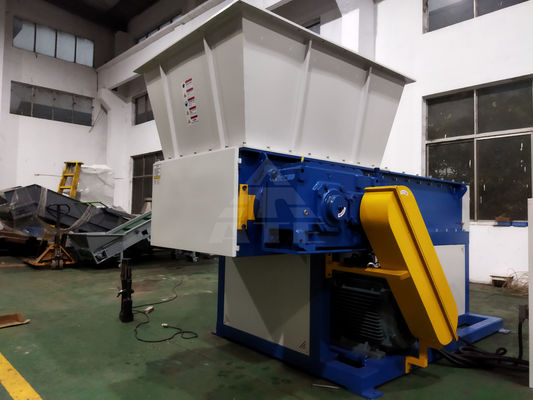 2850kg single shaft déchets de carton déchiqueteur pour le bois plastique métal en Inde