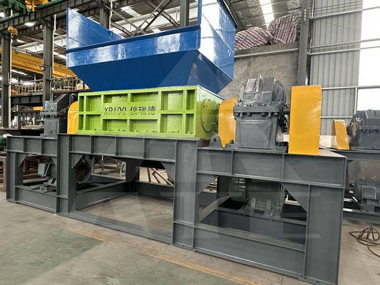 Machine de recyclage de plastique à déchiquetage de caoutchouc et de métaux avec poids T de 2.5
