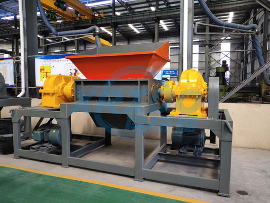 Machine de recyclage de plastique à déchiquetage de caoutchouc et de métaux avec poids T de 2.5