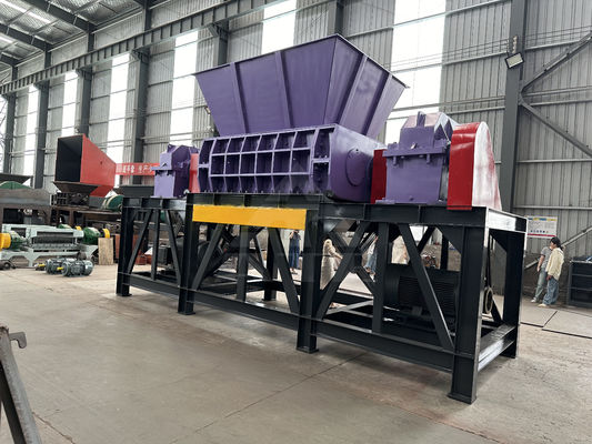 17000 kg/h Capacité 2000 Boîtes d'aluminium caoutchouc acier déchiqueteuse de plastique pour le recyclage du métal
