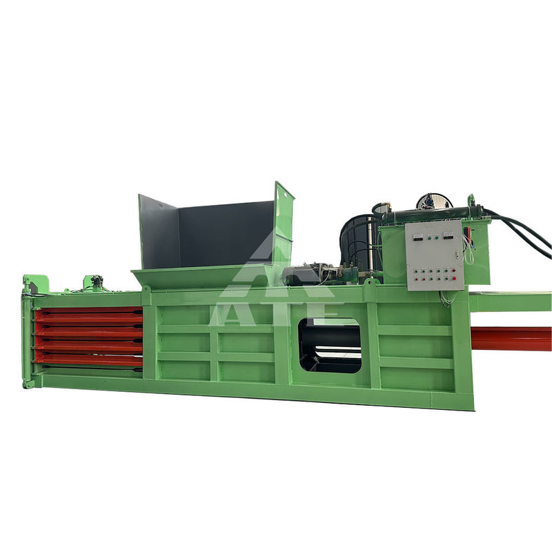 Recyclage des déchets textiles Compacteur hydraulique horizontal