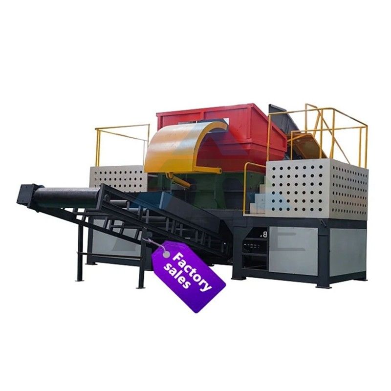 Max.Capacité de production kg/h 17000 Déchiqueteuse à double arbre pour le recyclage des déchets de pneus