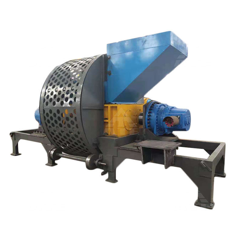 Recyclage des déchets de pneus à haut niveau avec une machine et un convoyeur de déchiquetage de pneus en caoutchouc